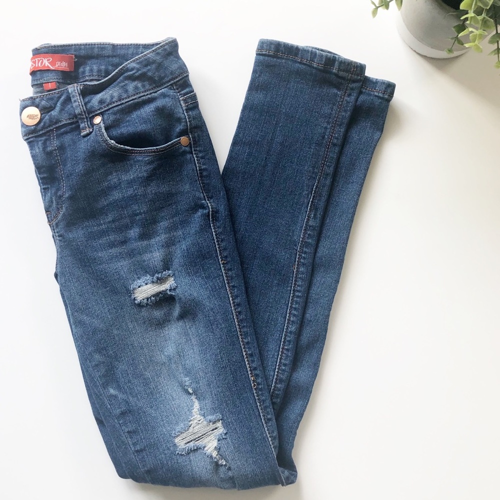 ASTOR Distressed Skinny Jeans Size 1 Juniors